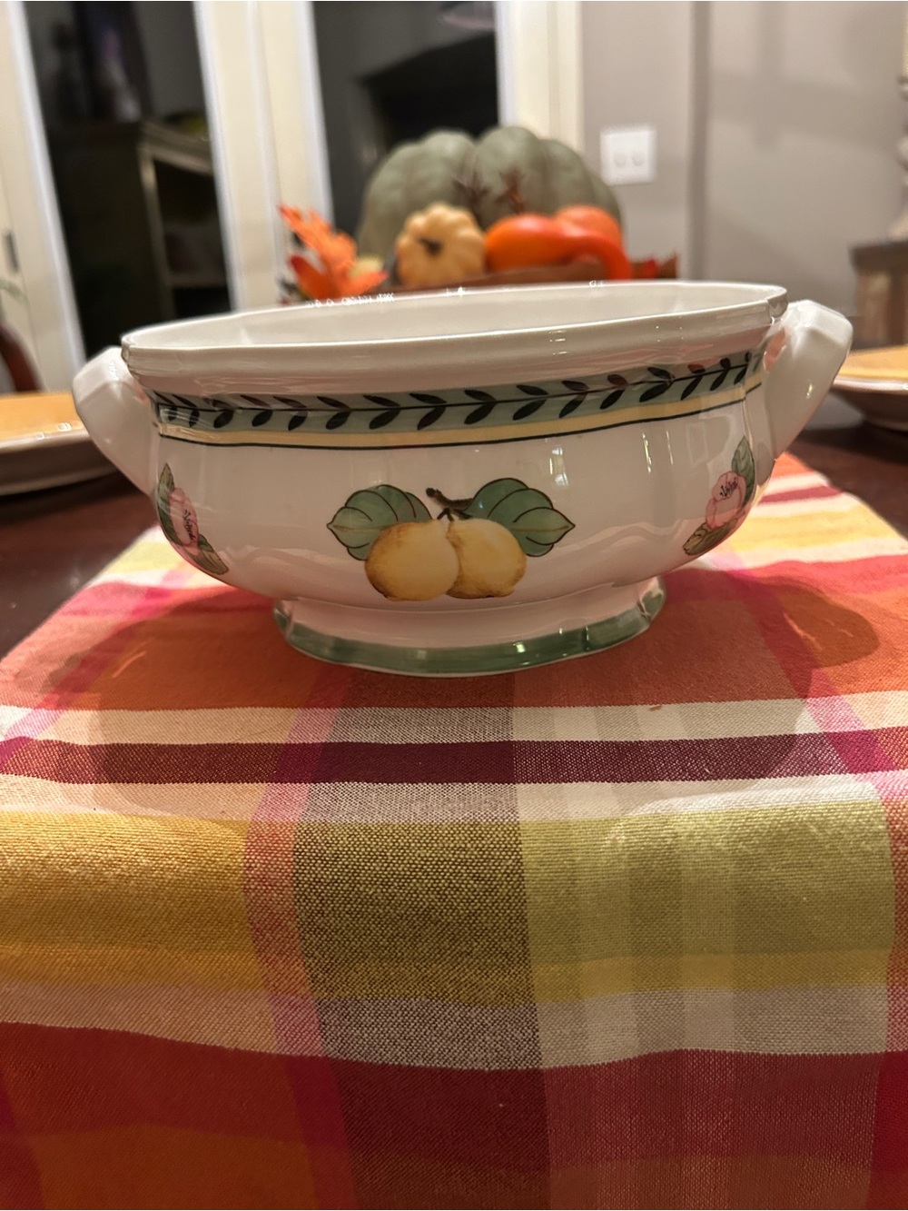 Villeroy & Boch French Garden Fleurence Handled Vegetable Bowl